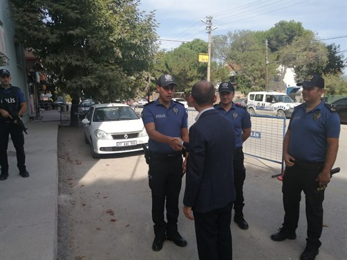 KAYMAKAM SAK, İLÇE JANDARMA KOMUTANLIĞI ,İLÇE EMNİYET MÜDÜRLÜĞÜ VE DEVLET HASTANESİNİ ZİYARET ETTİ